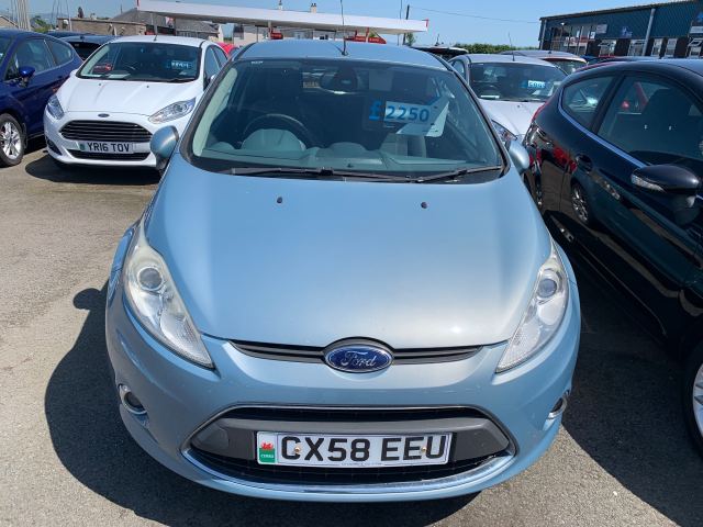 Ford Fiesta 1.4 Titanium Hatchback 3dr Petrol Manual (133 g/km, 94 bhp)